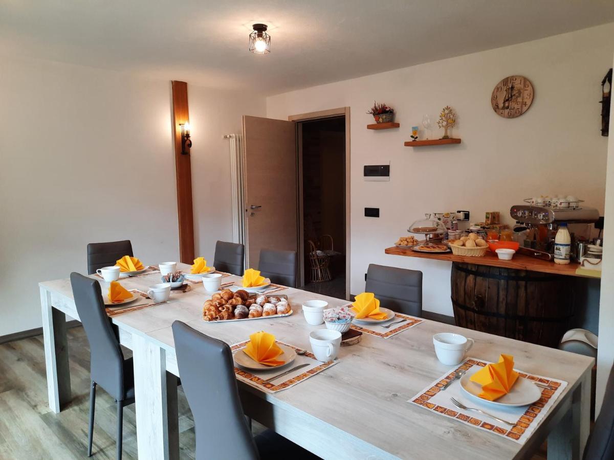 Bed and Breakfast Il Vigneto Castione Andevenno Exterior foto